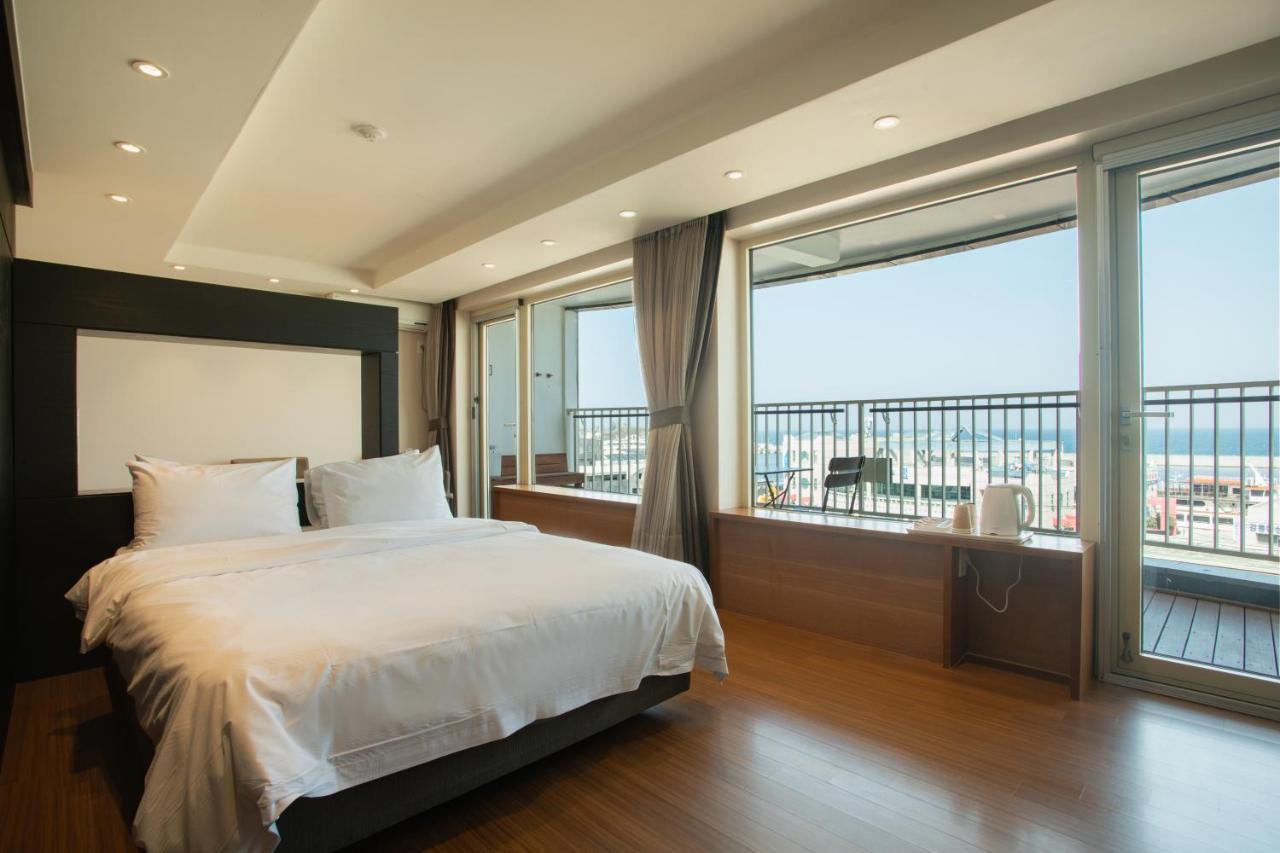 Winners Hotel Каннин Екстер'єр фото